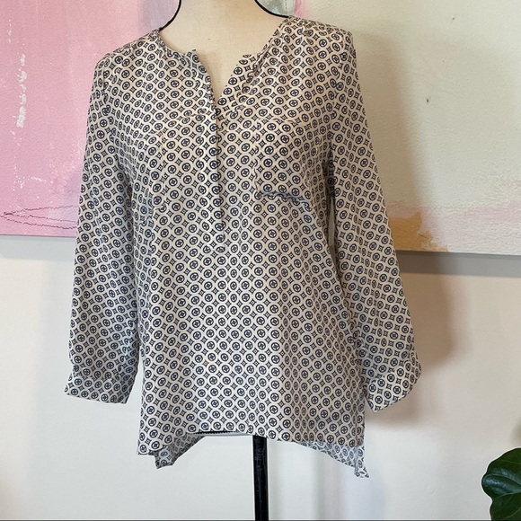 JOIE Nepal Medallion Tile Print 100% Silk Top Blouse Cream Blue Sz Small. - Picture 2 of 9